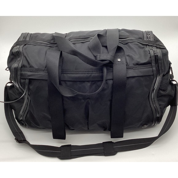 Lululemon Yoga On The Fly Duffel Bag Black Pink Cross Body Strap Gym Workout EUC - Picture 1 of 16